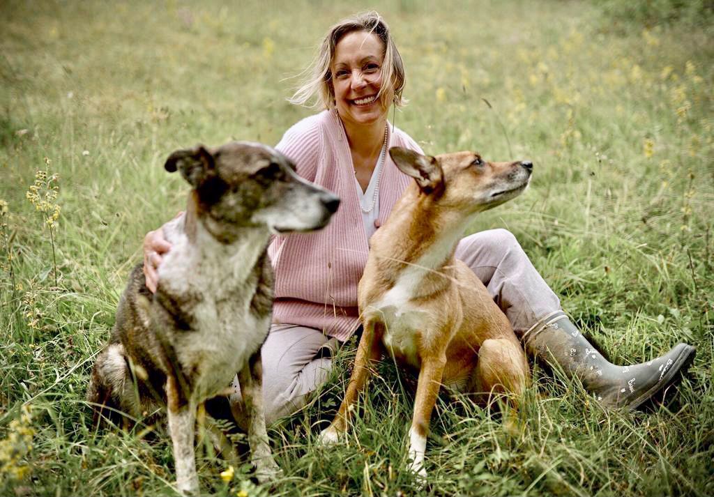 Noëlle Fueter with her Dogs